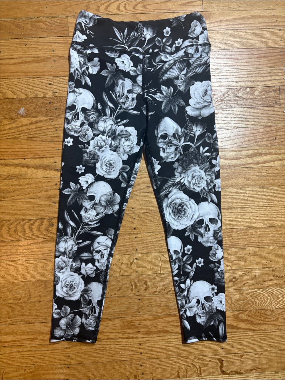 Evolution and Creation Black & White Skull Floral Leggings